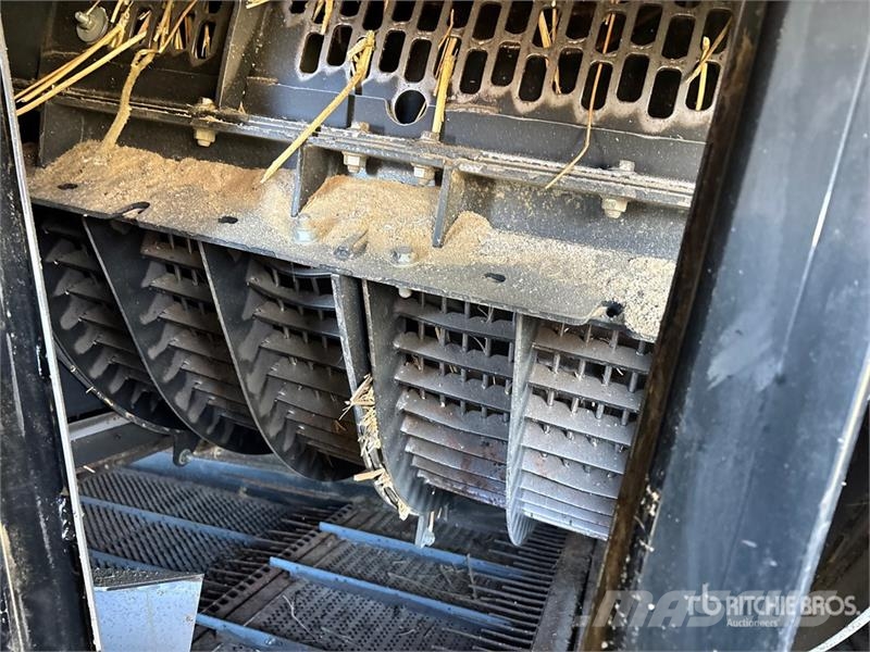 Case IH 8120 コンバイン
