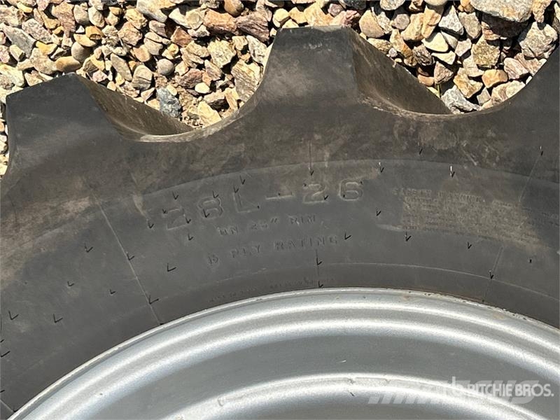 Case IH 8230 Θεριζοαλωνιστικές μηχανές