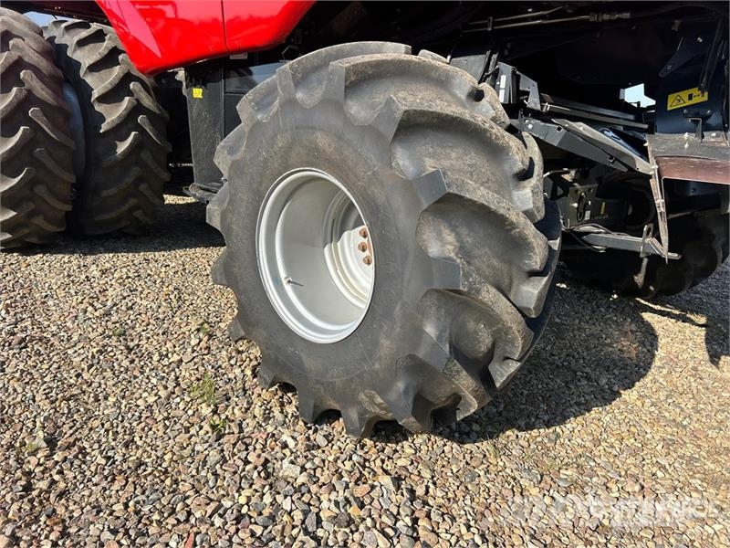 Case IH 8230 Θεριζοαλωνιστικές μηχανές