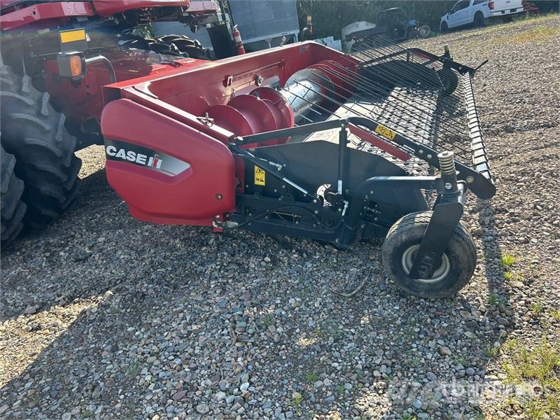Case IH 8230 Θεριζοαλωνιστικές μηχανές