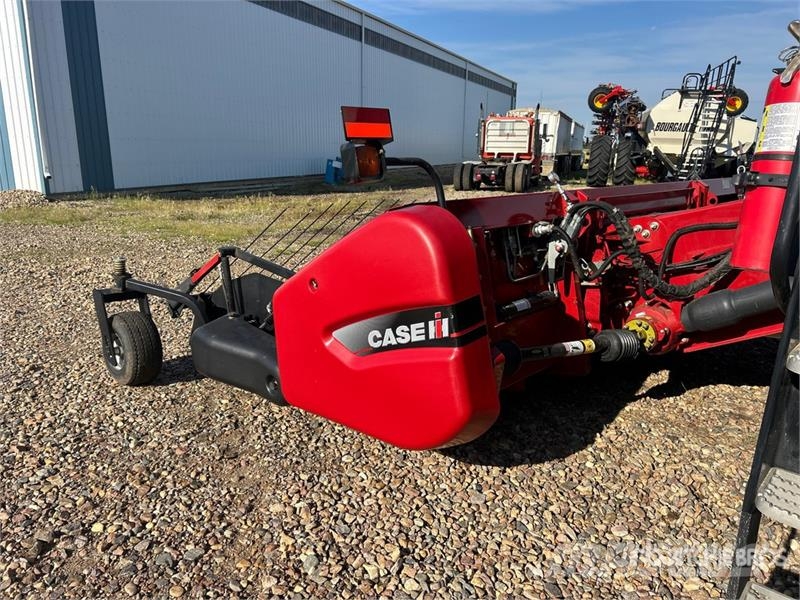 Case IH 8230 Θεριζοαλωνιστικές μηχανές