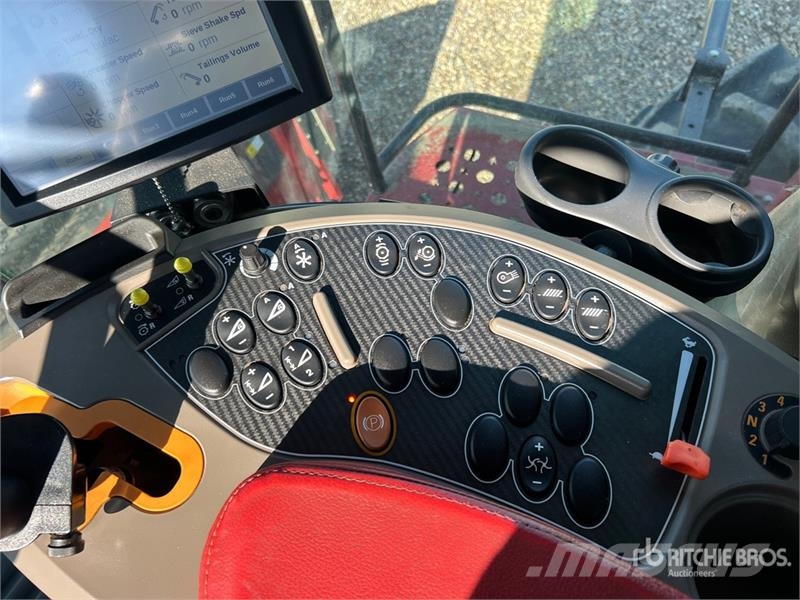 Case IH 8230 Θεριζοαλωνιστικές μηχανές