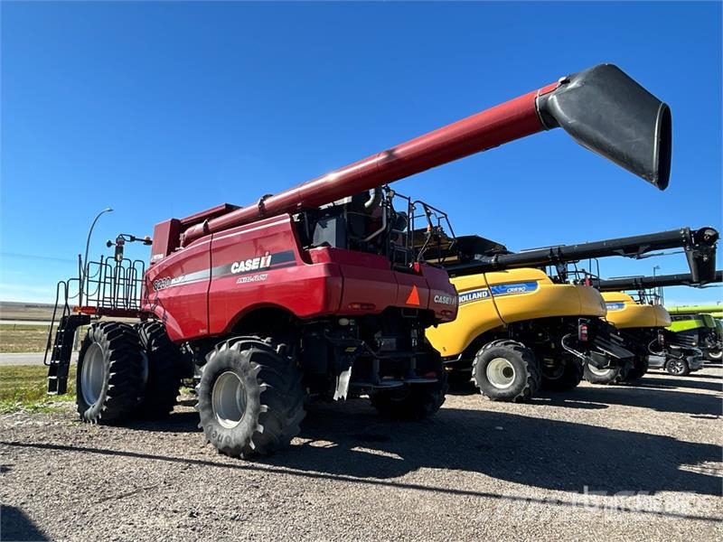 Case IH 8230 Kombajni