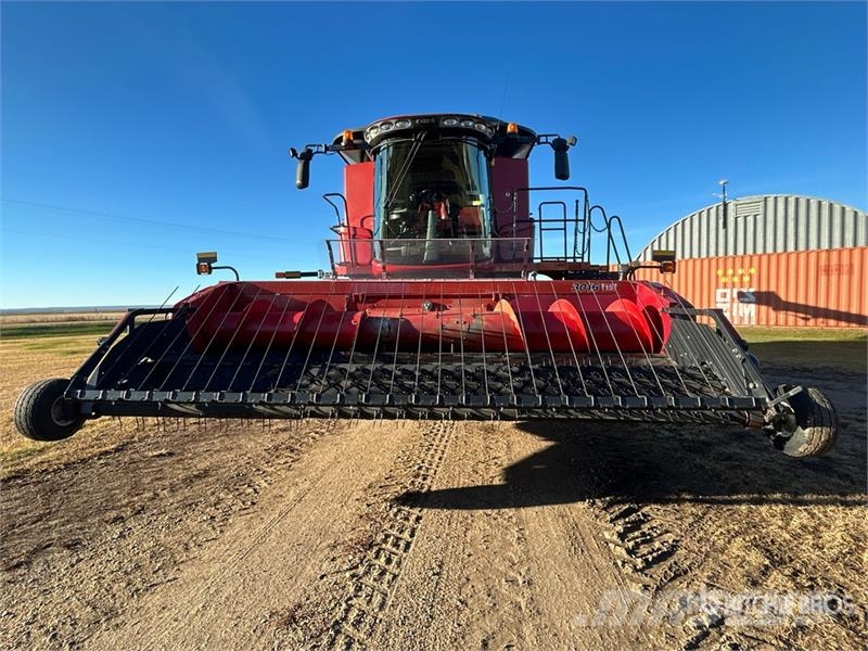 Case IH 8230 Combine de secerat