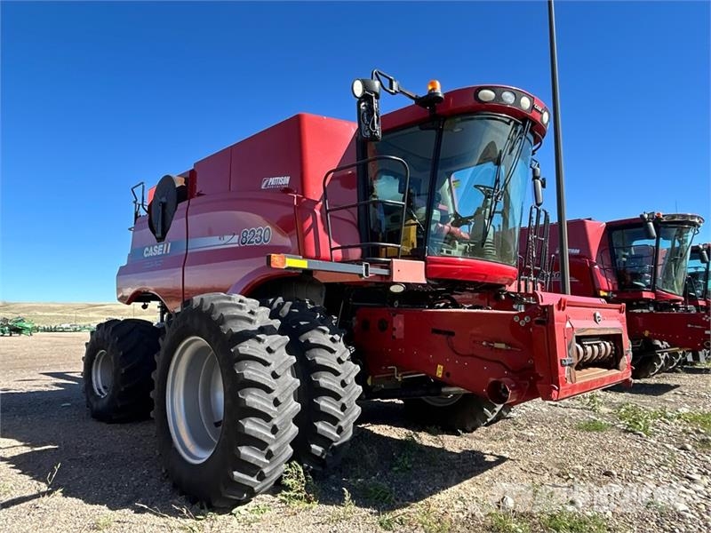 Case IH 8230 Kombajni