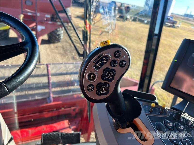 Case IH 8230 Combine de secerat