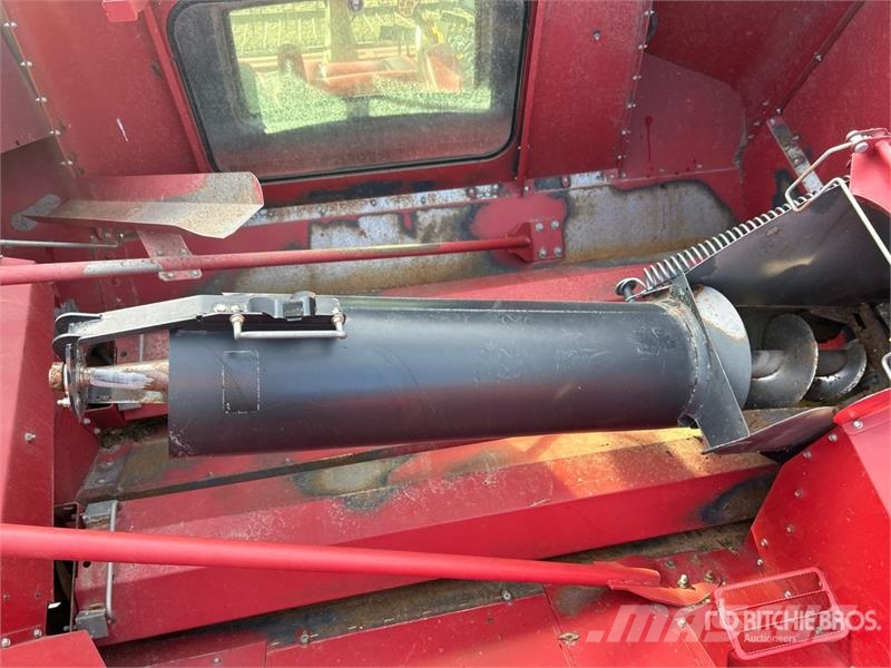 Case IH 8240 コンバイン