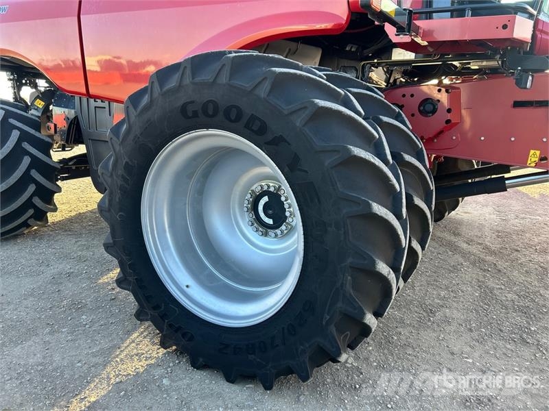 Case IH 8240 コンバイン