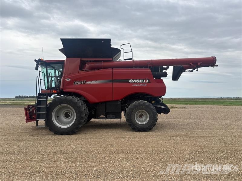 Case IH 8240 Combine Harvester Cosechadoras combinadas