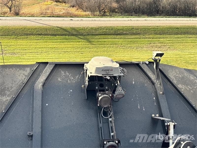 Case IH 8260 Combine Harvester Combine de secerat