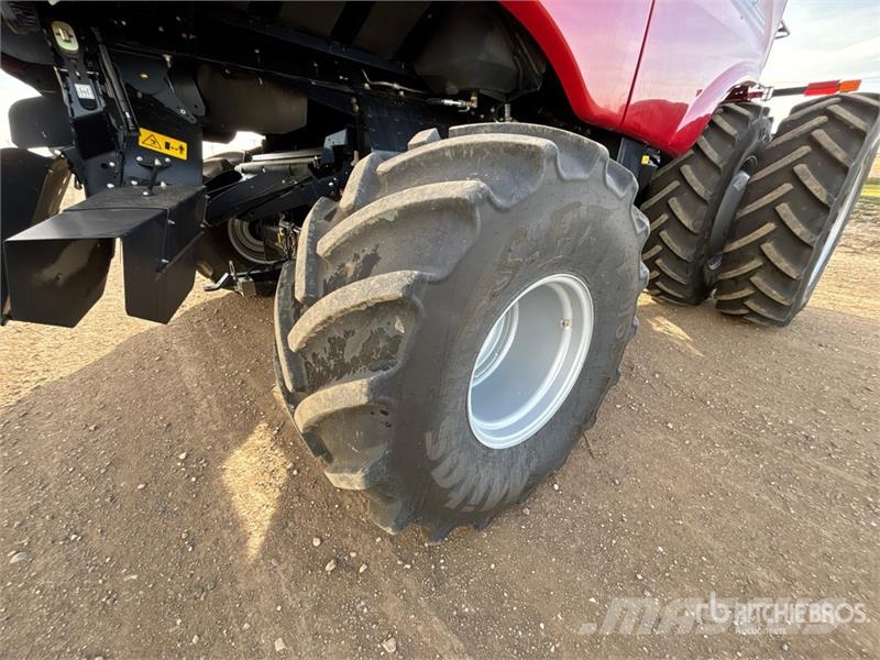 Case IH 8260 Combine Harvester Combine de secerat