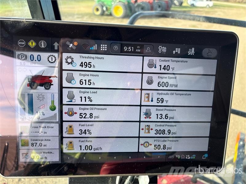 Case IH 8260 Combine Harvester Combine de secerat