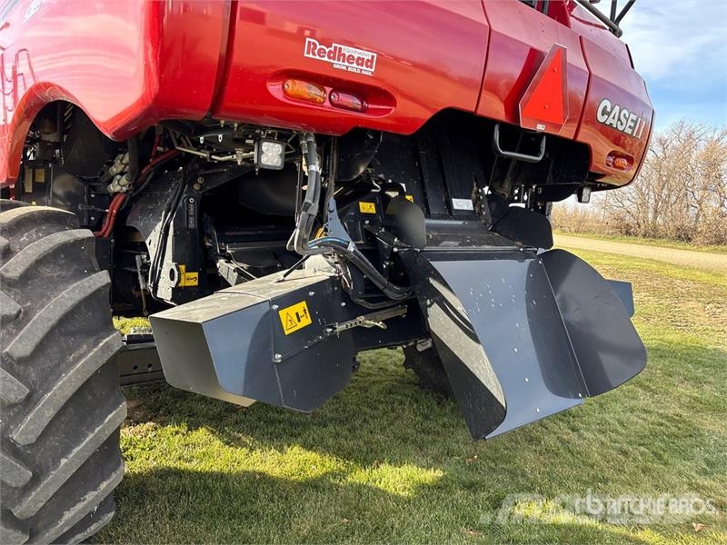 Case IH 8260 Combine Harvester Combine de secerat