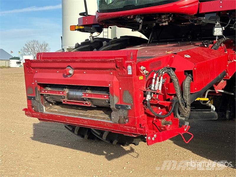 Case IH 8260 Combine Harvester Combine de secerat