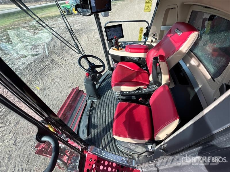 Case IH 8260 Combine Harvester Combine de secerat