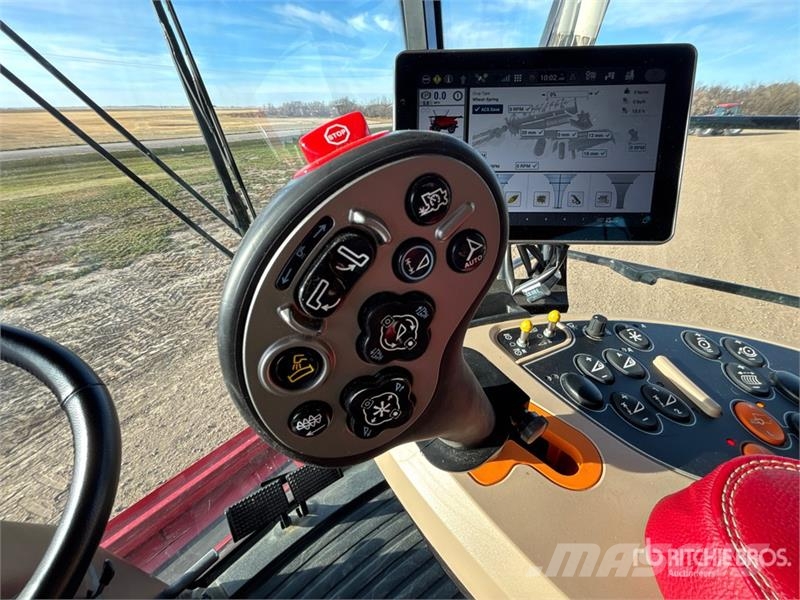 Case IH 8260 Combine Harvester Combine de secerat