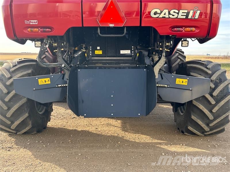 Case IH 8260 Combine Harvester Combine de secerat
