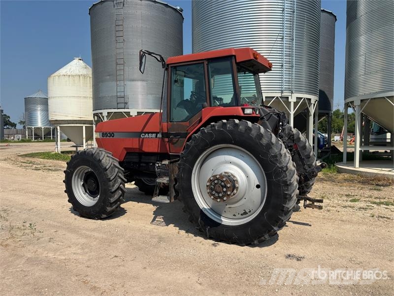 Case IH 8930 4WD Tractor Traktory