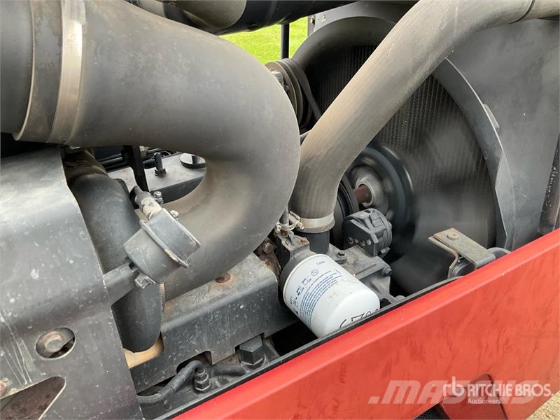 Case IH 8930 4WD Tractor Traktory