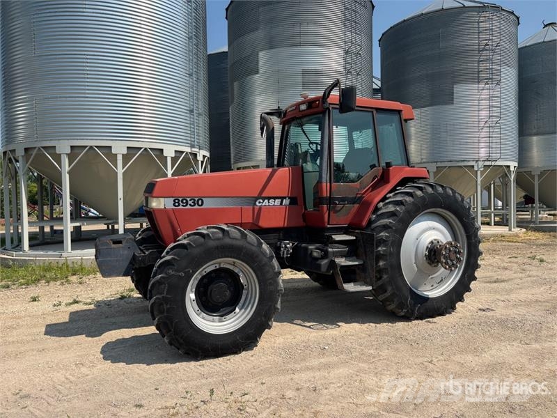 Case IH 8930 4WD Tractor Traktory