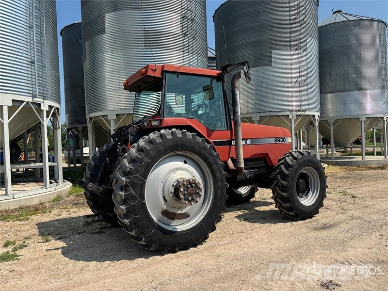 Case IH 8930 4WD Tractor Traktory