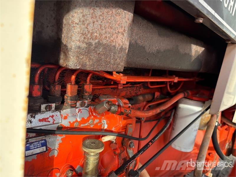 Case IH 970 2WD Tractor Трактори