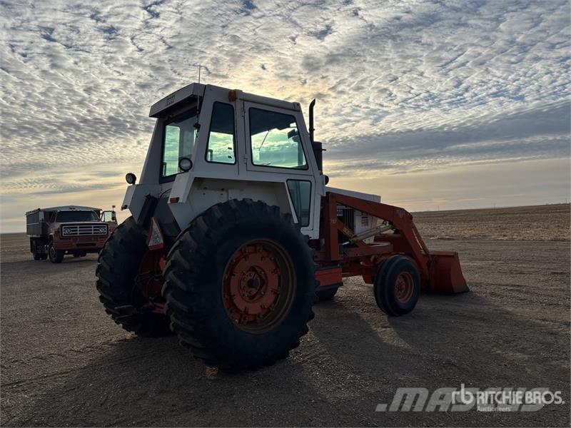 Case IH 970 2WD Tractor Трактори