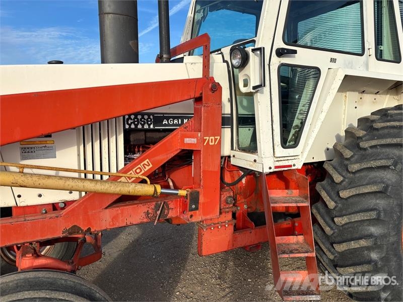 Case IH 970 2WD Tractor Трактори