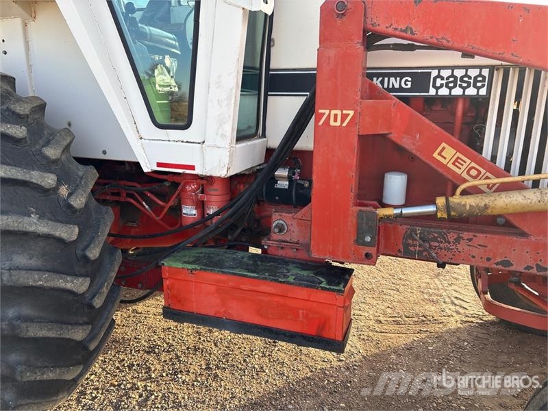 Case IH 970 2WD Tractor Трактори