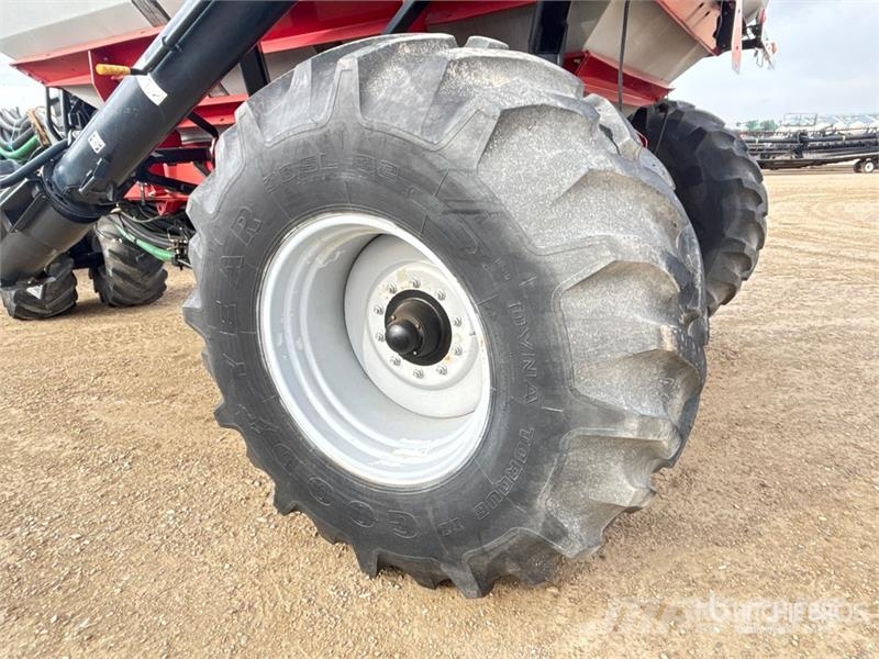 Case IH ADX3430 430 bu Tow-Behind Air Cart Kylvökoneet