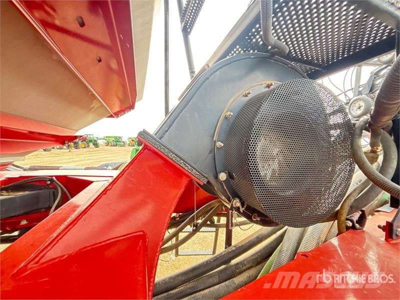 Case IH ADX3430 430 bu Tow-Behind Air Cart Kylvökoneet