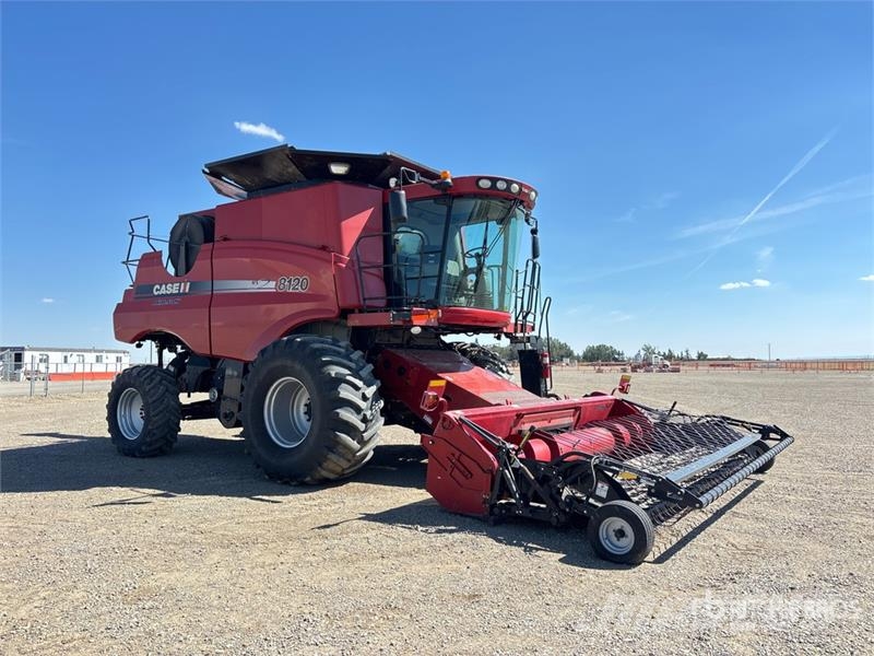 Case IH Axial-Flow 8120 Combine Harvester Mietitrebbiatrici