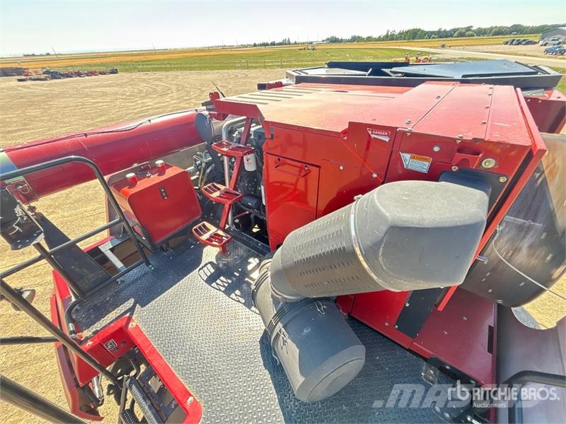 Case IH Axial-Flow 8120 Combine Harvester Mietitrebbiatrici
