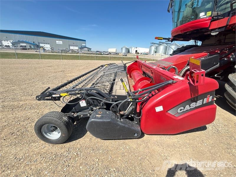 Case IH Axial-Flow 8120 Combine Harvester Mietitrebbiatrici