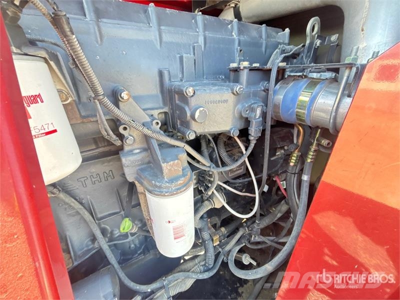 Case IH Axial-Flow 8120 Combine Harvester Mietitrebbiatrici