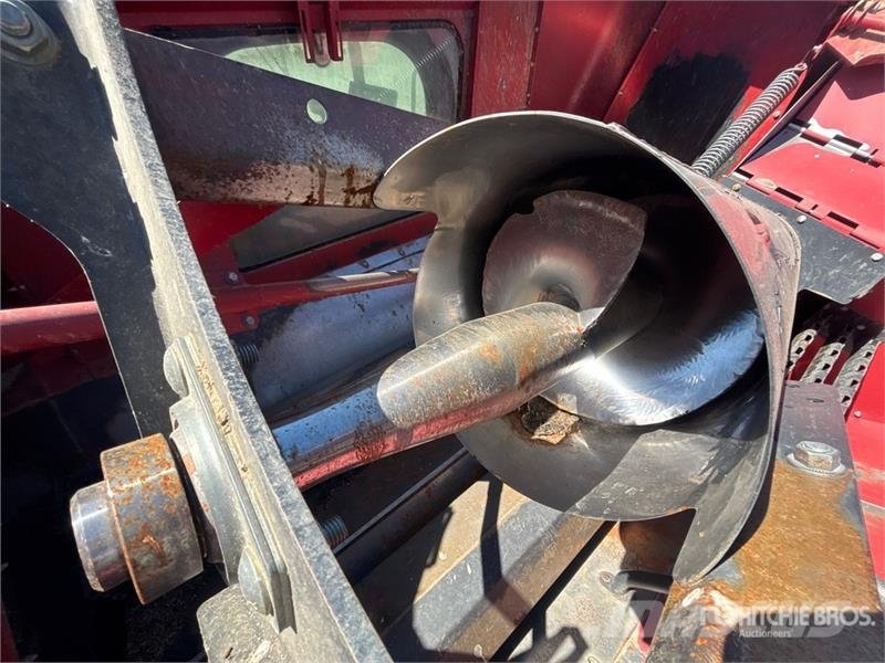 Case IH Axial-Flow 8120 Combine Harvester Mietitrebbiatrici