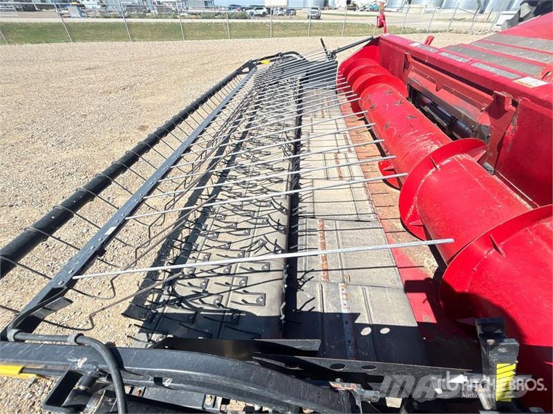 Case IH Axial-Flow 8120 Combine Harvester Mietitrebbiatrici