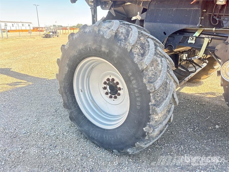 Case IH Axial-Flow 8120 Combine Harvester Mietitrebbiatrici