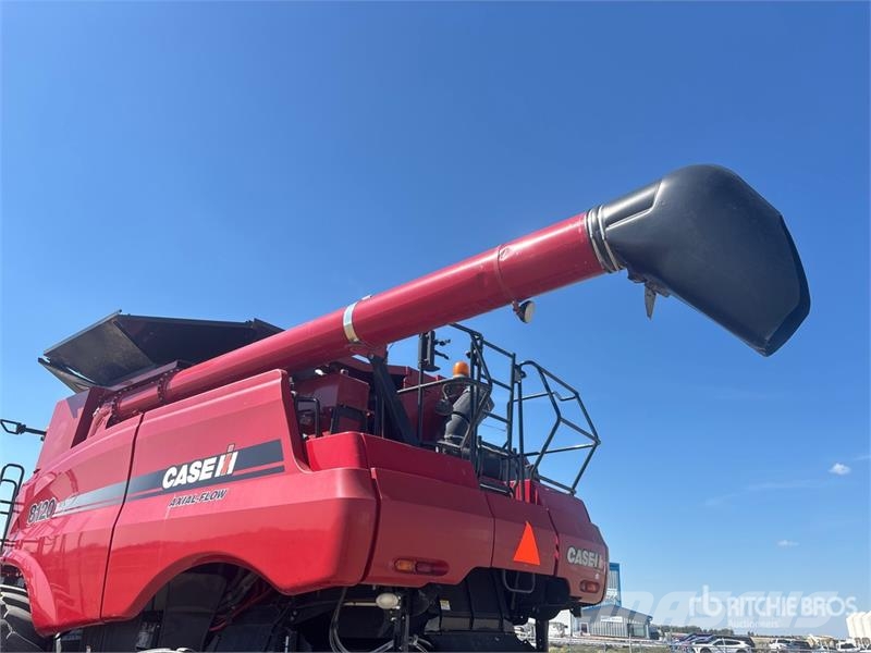 Case IH Axial-Flow 8120 Combine Harvester Mietitrebbiatrici