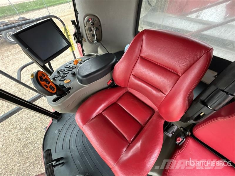 Case IH Axial-Flow 9230 Combine Harvester Kombinované zberacie stroje