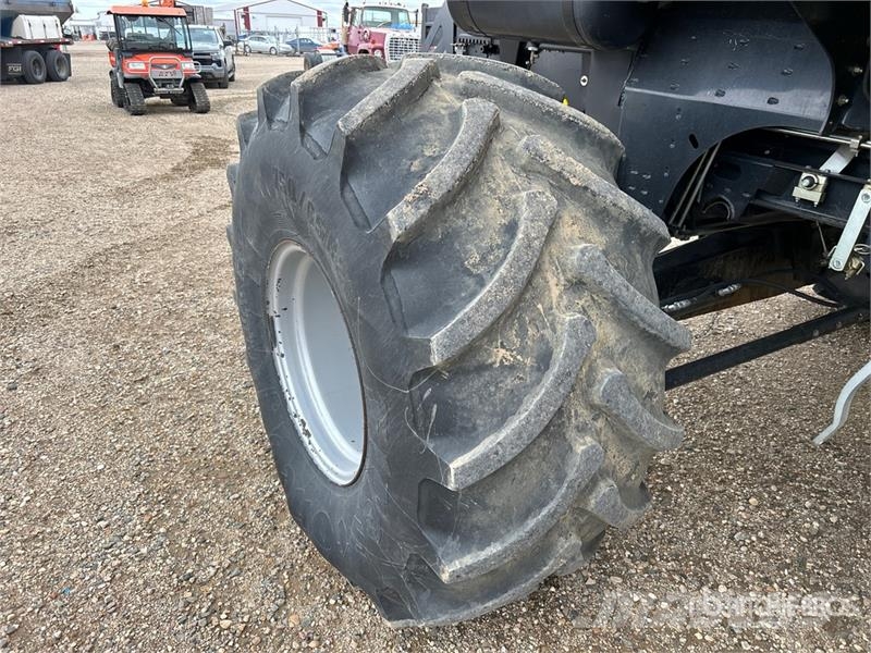 Case IH Axial-Flow 9230 Combine Harvester Kombinované zberacie stroje