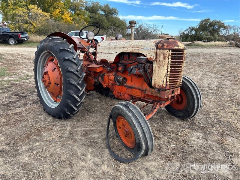 Case IH C4 2WD Antique Tractor (Inoperable) Traktorok