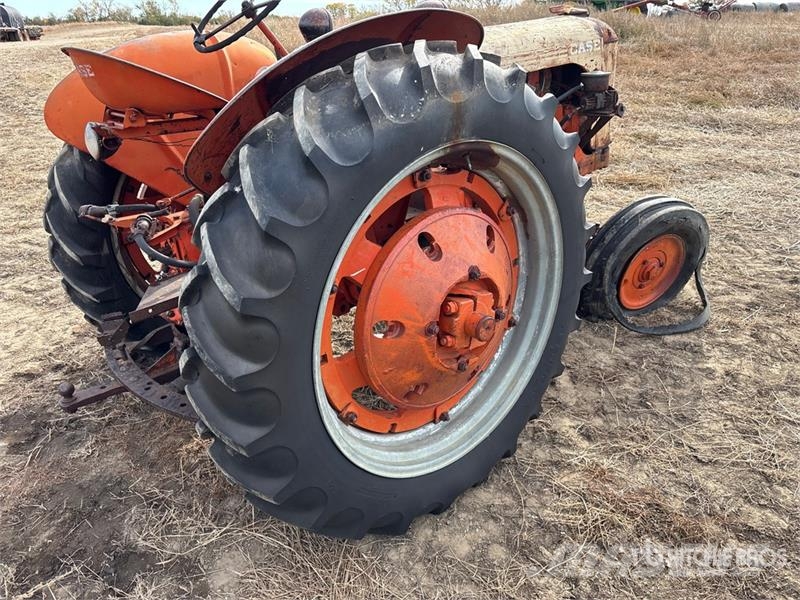 Case IH C4 2WD Antique Tractor (Inoperable) Traktorok