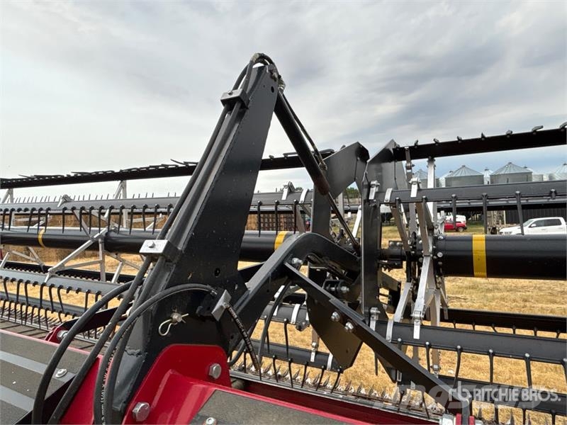 Case IH DH403 40 ft Windrower Header محشات