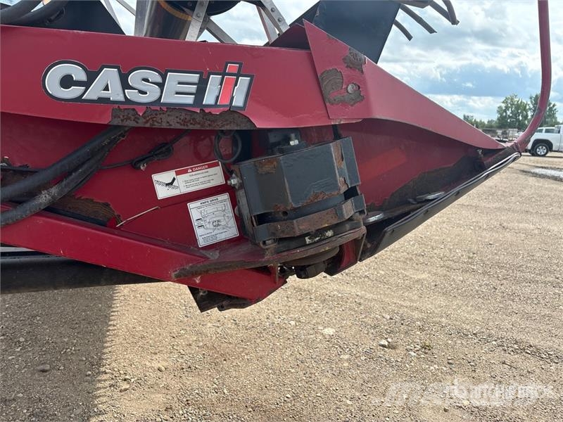 Case IH DX362 36 ft Draper Windrower Header Vālotāji