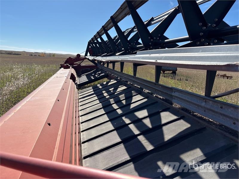 Case IH International 8230 30 ft Pull Type Swather Windrow Segadoras hileradoras