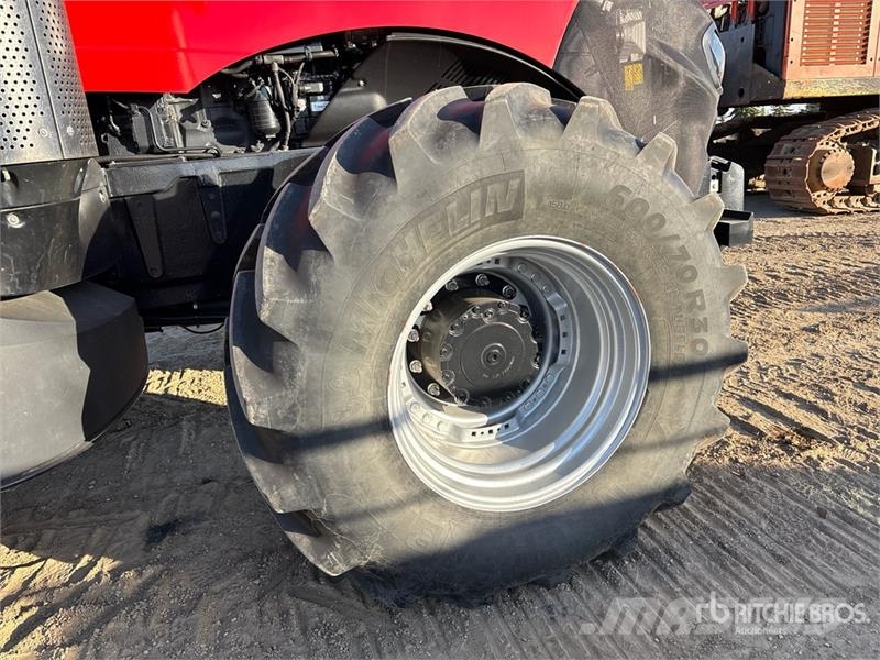 Case IH Magnum 250 4WD Tractor الجرارات