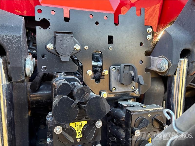 Case IH Magnum 250 4WD Tractor الجرارات