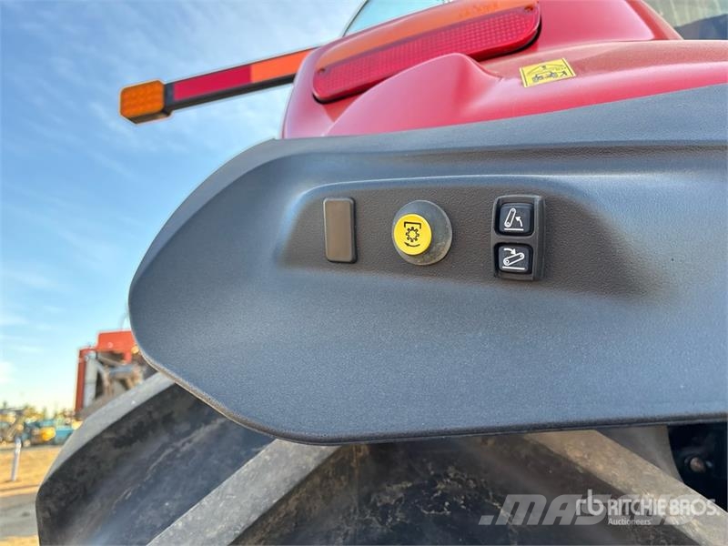 Case IH Magnum 250 4WD Tractor الجرارات