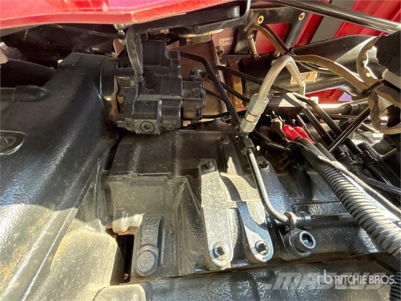Case IH Magnum 250 4WD Tractor الجرارات